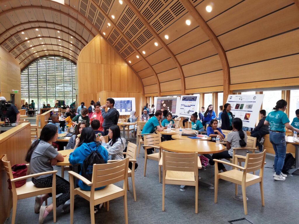 Yale Hosts Flipped Science Fair Yale Daily News