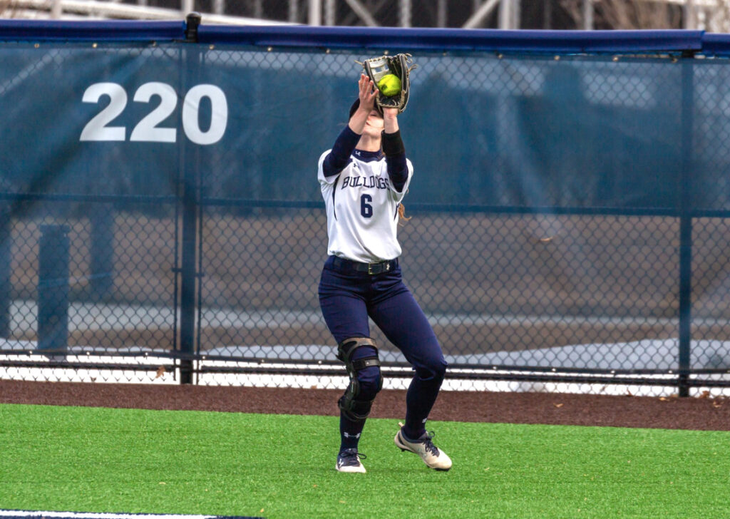 WOMEN'S SOFTBALL Yale scores 37 runs in threegame sweep of Cornell