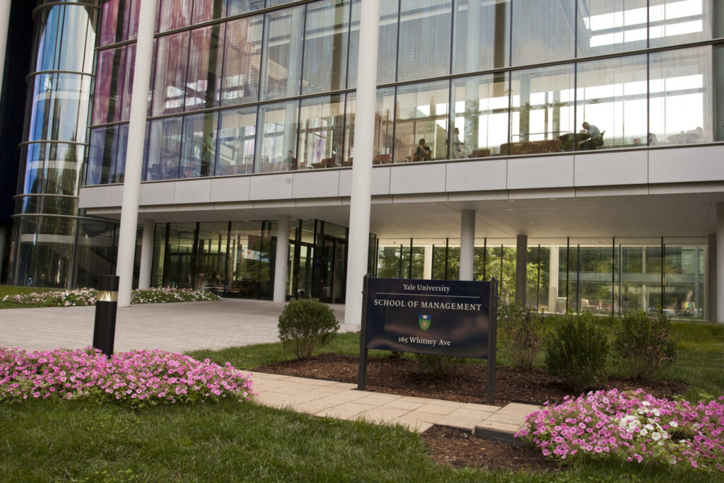 SOM students win third place at Adobe competition Yale Daily News