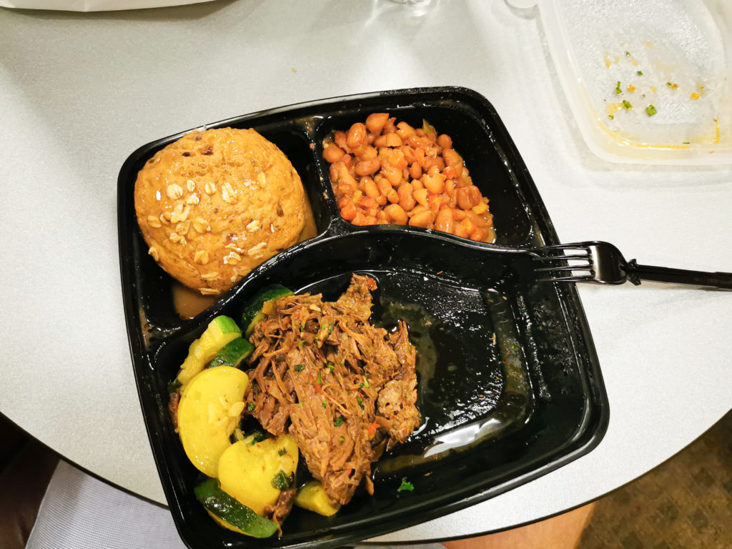 yale university cafeteria food