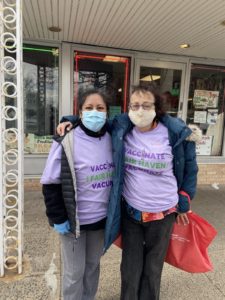 Fair Haven residents Darlene Casella and Sofia Tecocoatzi, who met for the first time on Sunday, teamed up to offer vaccine appointments to their neighbors in both English and Spanish.