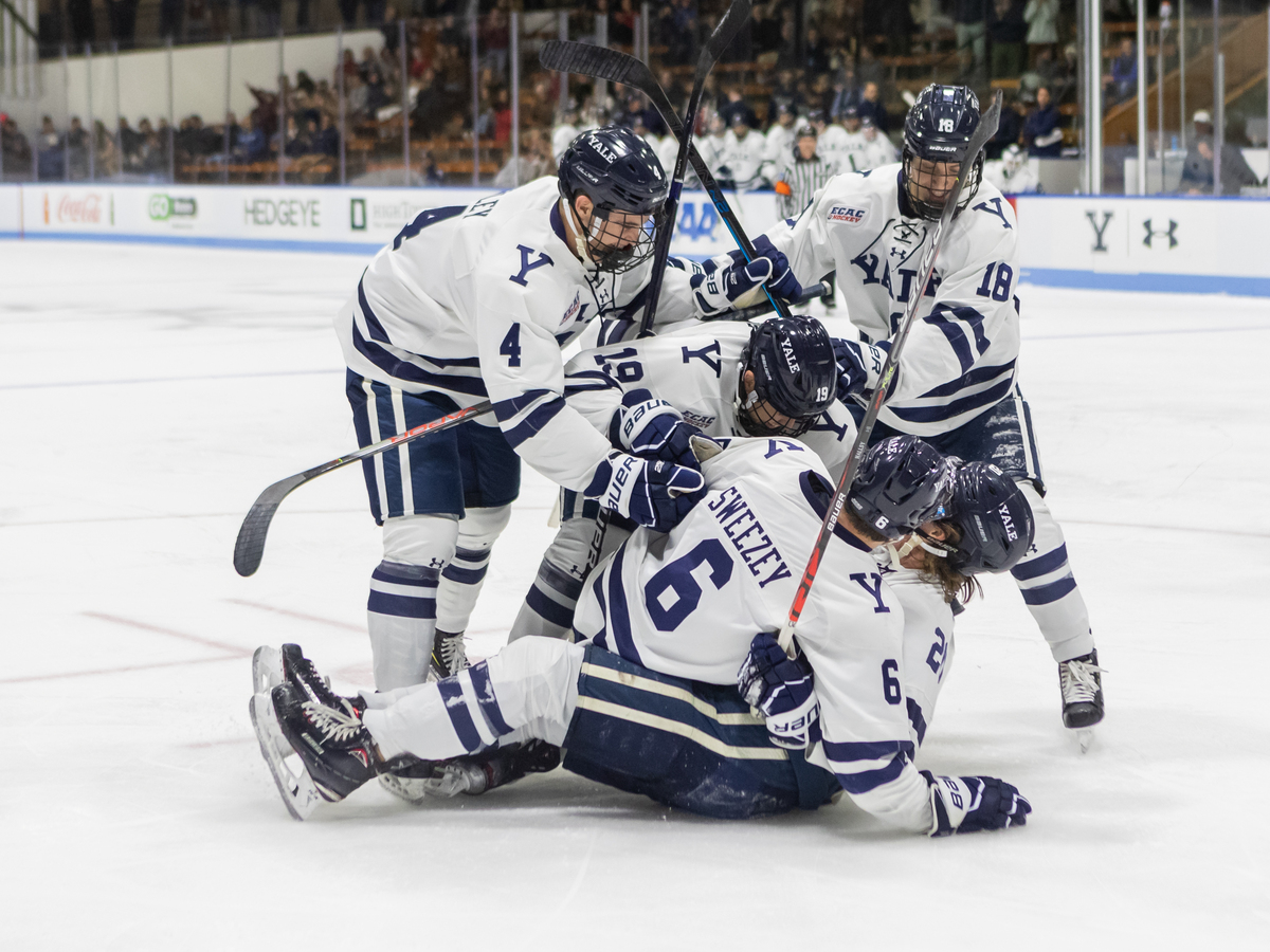 ICE HOCKEY Yale ice hockey gears up for return to competition Yale