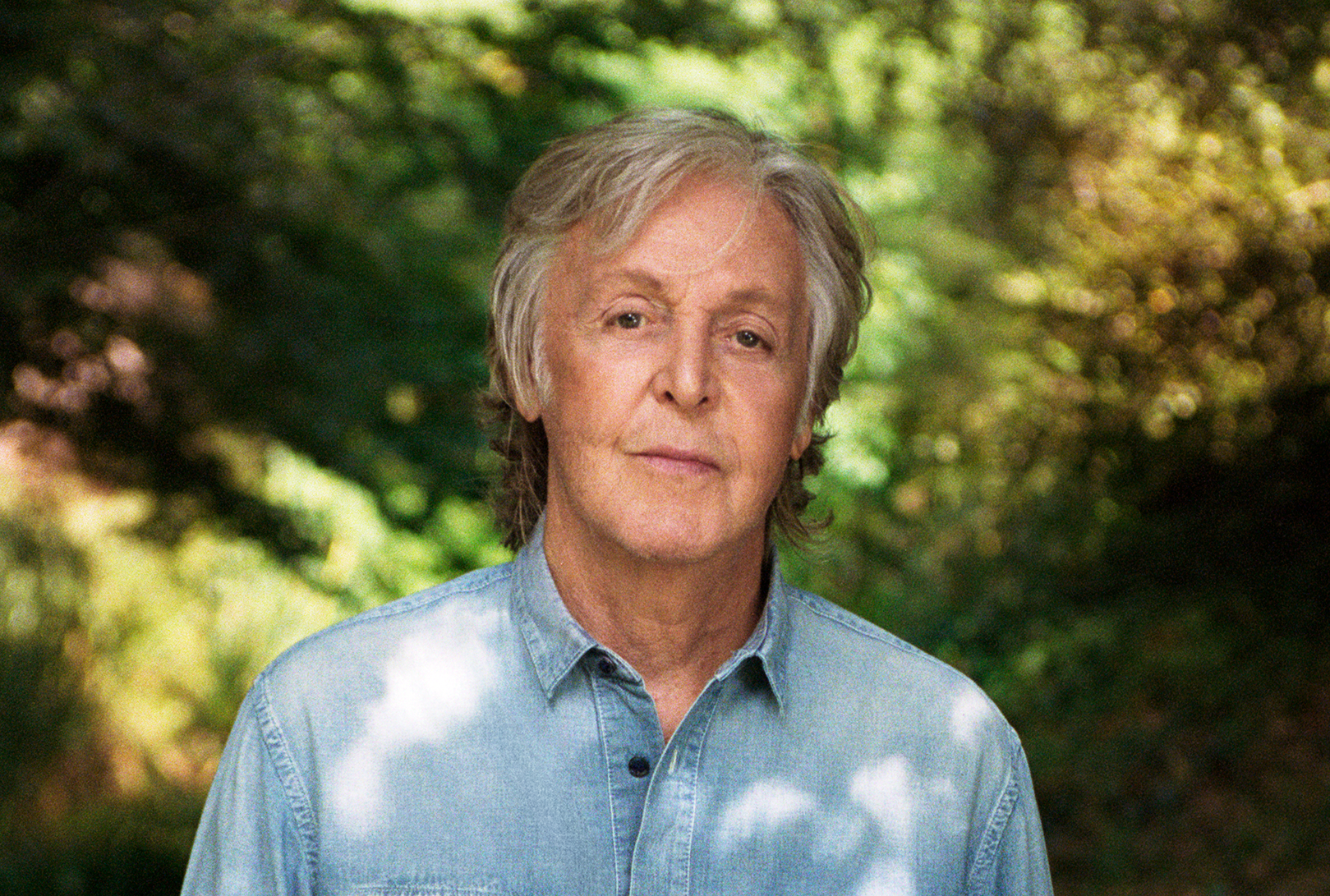 Paul McCartney recounts a life of songwriting at talk on campus