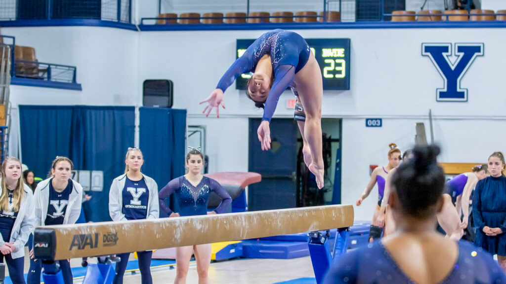 gymnastics-everyone-s-hype-woman-gymnasts-honor-late-head-coach-at