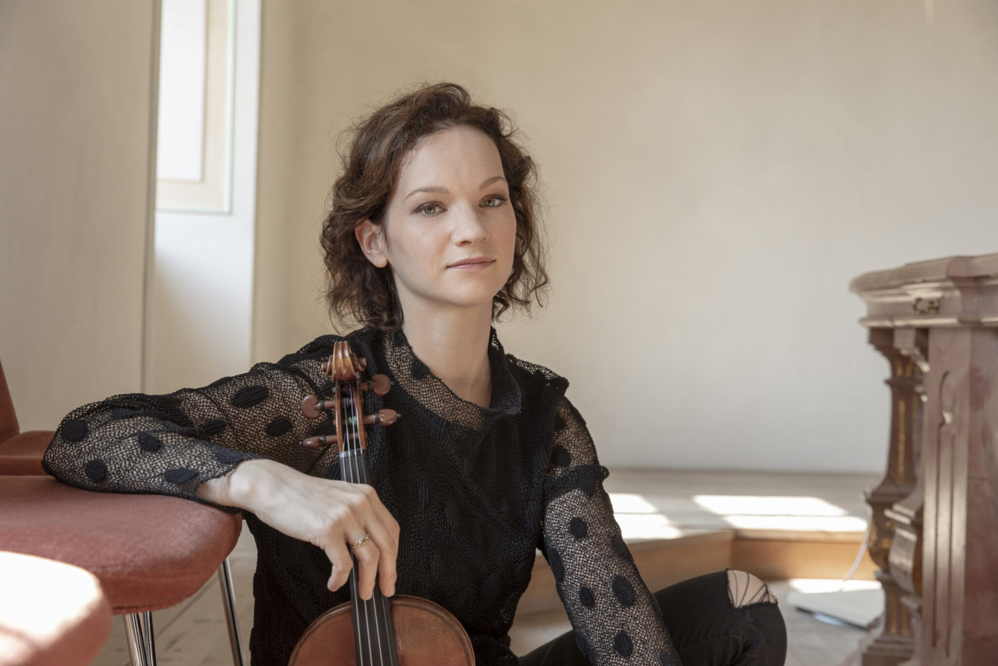 Grammy Winning Violinist Hilary Hahn Visits Yale As Artist In Residence Yale Daily News