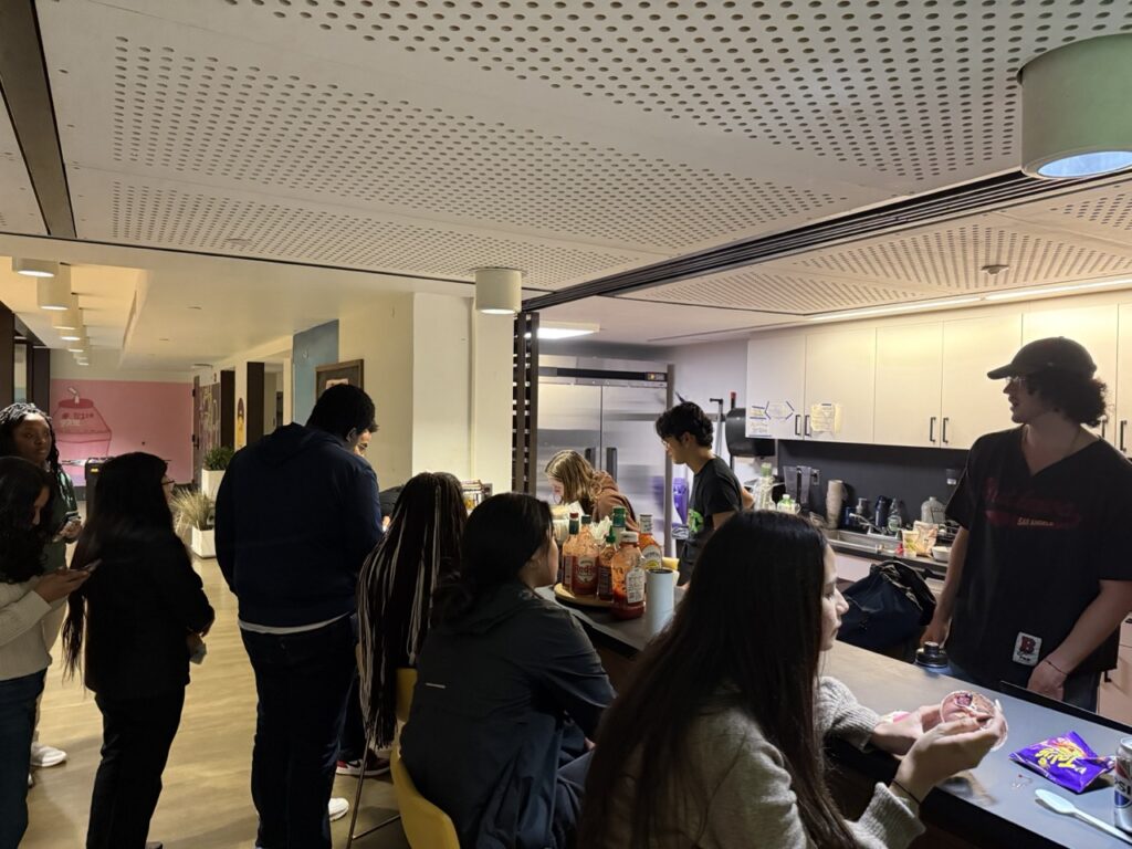 Yalies gather to mark week for first-generation, low-income students