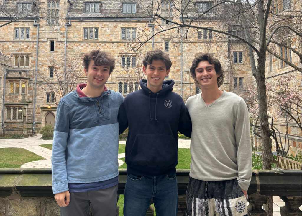 Scroll more, or give to charity: Yalies offer new screen time minimizer